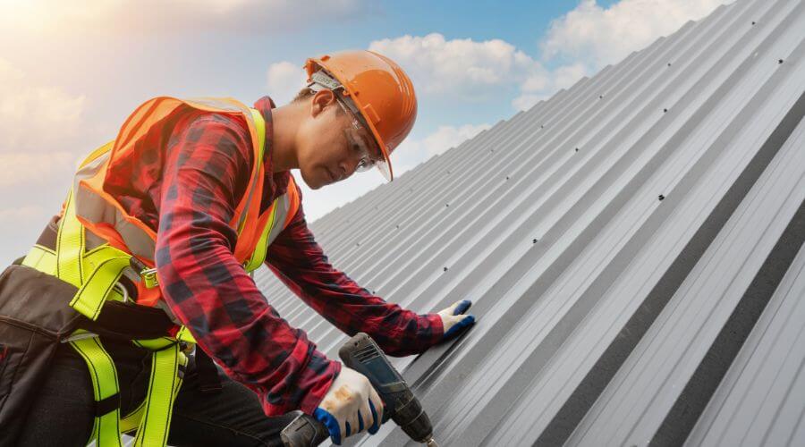 Owens Corning roofing contractor in Saint Clair Shores, MI
